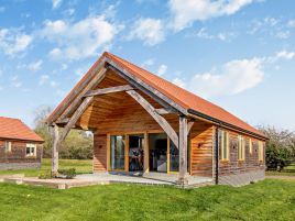 Hay's Wood 18