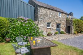 Catrin Cottage