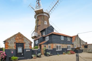 The Old Cart Shed at Cley Windmill (OC-T44263) The Old Cart Shed at Cley Windmill (OC-T44263)