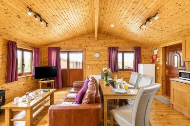 Trannon Valley Lodge 1 (OC-T31972) Trannon Valley Lodge 1 (OC-T31972)
