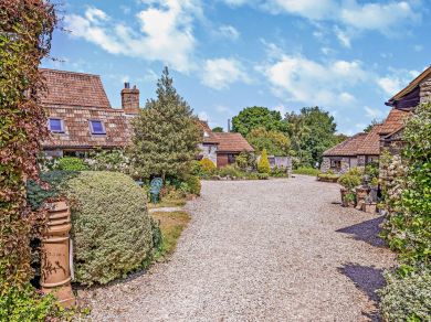 Orchard Farm Wedmore - Honey Pin (OC-51340)