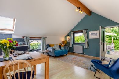 Wisteria Cottage-Cornwall (OC-L25911)