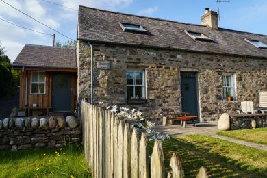 Inverbraan Cottage (OC-I30992)