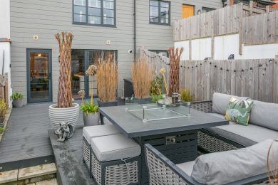 Thorncliffe Mews (OC-T30419)