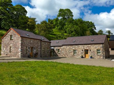 Rhiannydd's Barn (OC-BN299) Rhiannydd's Barn (OC-BN299)