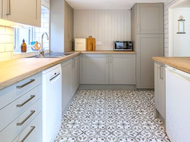 Wild Rose Cottage (OC-KT192) Wild Rose Cottage (OC-KT192)