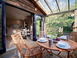 Margot At Rosehill Lodges
