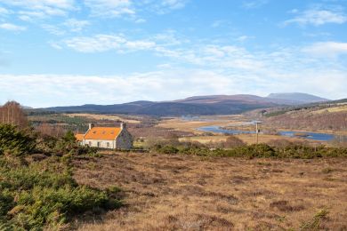 Wester Achnahanat Cottage (OC-W30780)