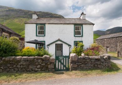 Middle Row Cottage (OC-SZ343)