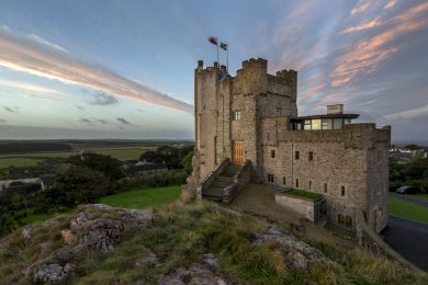 Roch Castle (OC-R44946) Roch Castle (OC-R44946)