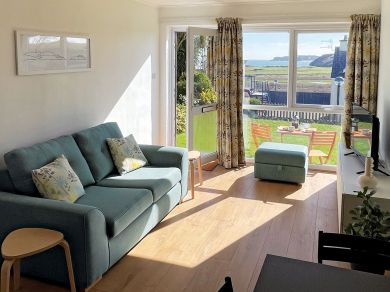 Glanymor Court 1 (OC-89847) Glanymor Court 1 (OC-89847)