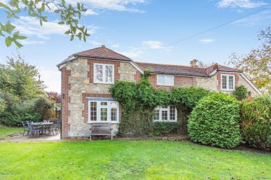 Fairy Hill Cottages Seaview (OC-F33629)
