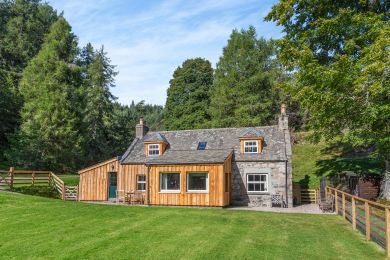 Mcleod's Cottage (OC-93163)