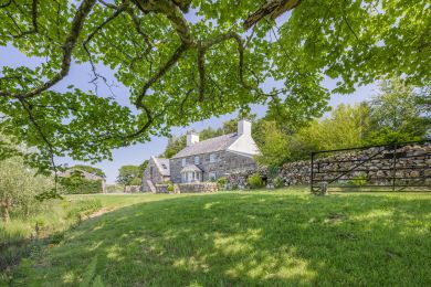 Cosy Mountain Farmhouse (OC-B31966) Cosy Mountain Farmhouse (OC-B31966)