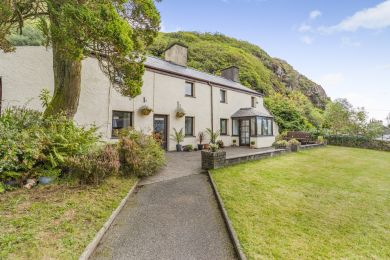 Llwyn Y Gell (OC-L33042) Llwyn Y Gell (OC-L33042)