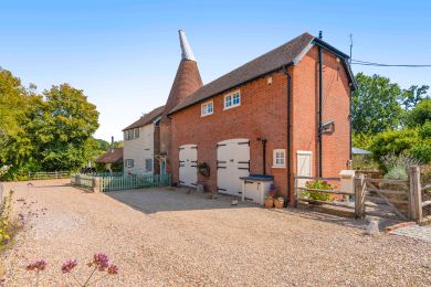 The Coach House (OC-CB616)