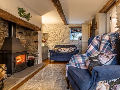 No 2 Rose Cottage (OC-LCC40) No 2 Rose Cottage (OC-LCC40)