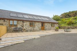 Uchaf Rhoslefain