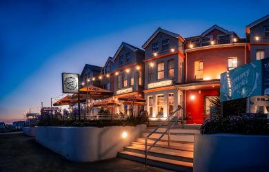 Tommy Jacks Apartment 3 (OC-78612)