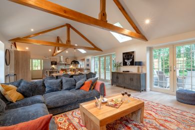 Sycamore Barn - Holt (OC-S27774)