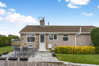 Moorside Bungalow (OC-M32447)