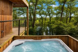 Otter Lodge