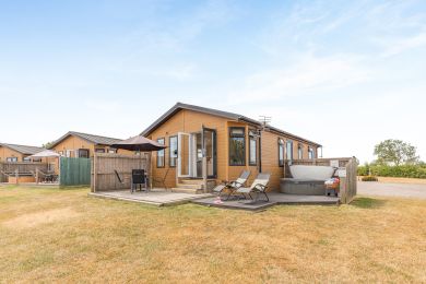 Ash Lodge (OC-A45416) Ash Lodge (OC-A45416)