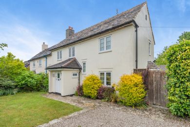 Gable Cottage - Corfe Castle (OC-G30143)