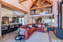 Oak View at Breeze Farm