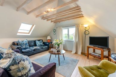 Blackthorn Barn (OC-CB524)