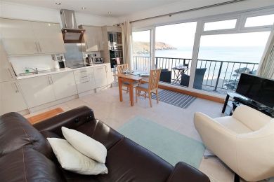 Redcliffe Apartments J (OC-HH9301) Redcliffe Apartments J (OC-HH9301)
