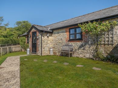 Milk Parlour Cottage (OC-IC085) Milk Parlour Cottage (OC-IC085)