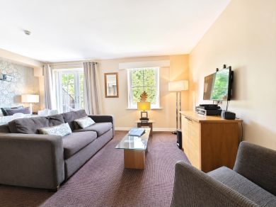 Mell Fell Suite (OC-M45743) Mell Fell Suite (OC-M45743)