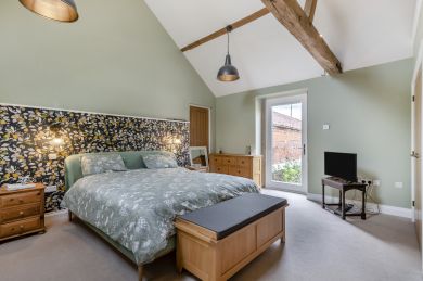 Iken Barn (OC-I29127)