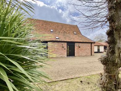 Nightjar Barn (OC-N30229)