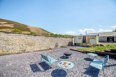 Plas Uchaf Farm Retreat (OC-P32089)