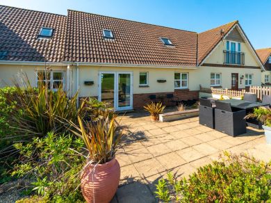 Driftwood Cottage - Brighstone (OC-IC041) Driftwood Cottage - Brighstone (OC-IC041)