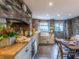 No 2 Rose Cottage