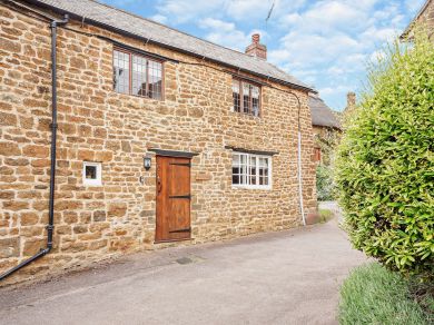 Elephant Cottage Bloxham (OC-49241) Elephant Cottage Bloxham (OC-49241)