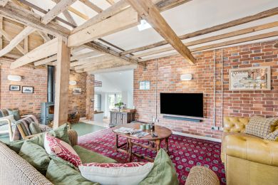 Ostler's Barn at The Queens Arms (OC-O34127)