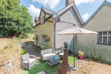 Treburvaugh Cottage (OC-T32800) Treburvaugh Cottage (OC-T32800)