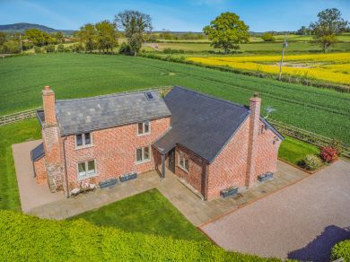 Garden Cottage - Swinmoor (OC-83659) Garden Cottage - Swinmoor (OC-83659)