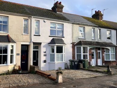 Quayside Cottage (OC-Q30369)