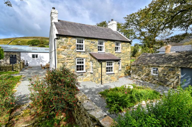 Maes y Llan | Maes y Llan in Rural Llyn Peninsula