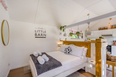 The Little Barn (OC-L46476) The Little Barn (OC-L46476)