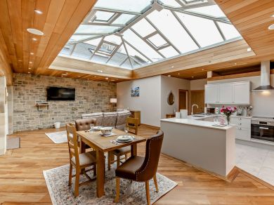 Thornbrae Studio (OC-94771)