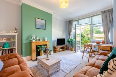 Eastbourne Seaside Retreat (OC-E44809) Eastbourne Seaside Retreat (OC-E44809)