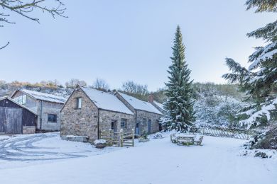 Wren Cottage - The Manifold Retreat (OC-M30407)