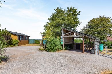 Maple Lodge (OC-M45417) Maple Lodge (OC-M45417)