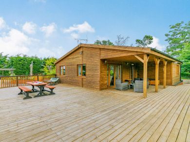 Hillview Cabin (OC-87936) Hillview Cabin (OC-87936)